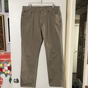 Levi’s mens 541 tan denim jeans.